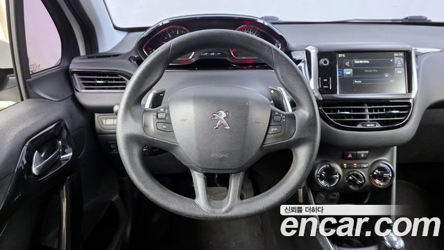 Peugeot 208 2016 — photo 13