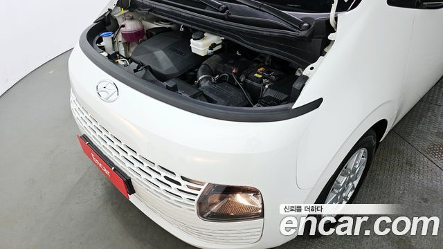 Hyundai Staria 2022 — photo 6