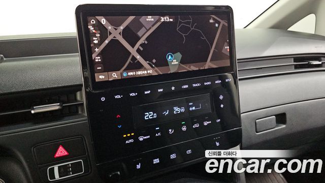 Hyundai Staria 2022 — photo 16