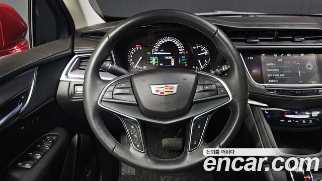 Cadillac XT5 2018 — photo 13