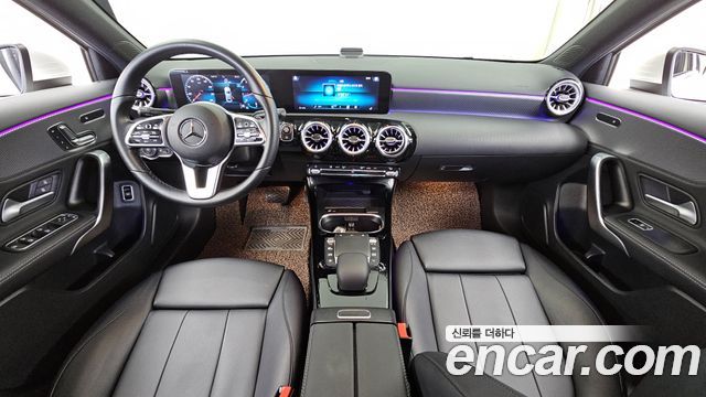 Mercedes-Benz A-Class 2021 — photo 7