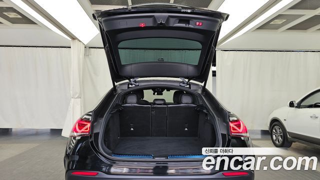 Mercedes-Benz GLE-Class 2023 — photo 20