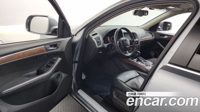 Audi Q5 2012 — photo 10
