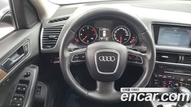 Audi Q5 2012 — photo 13