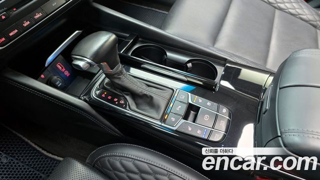 Kia K7 2016 — photo 9