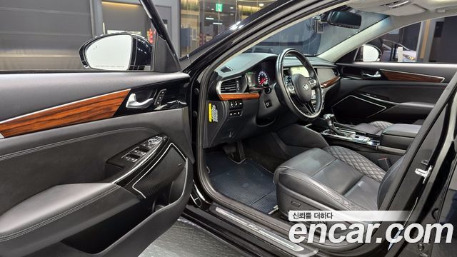 Kia K7 2016 — photo 11