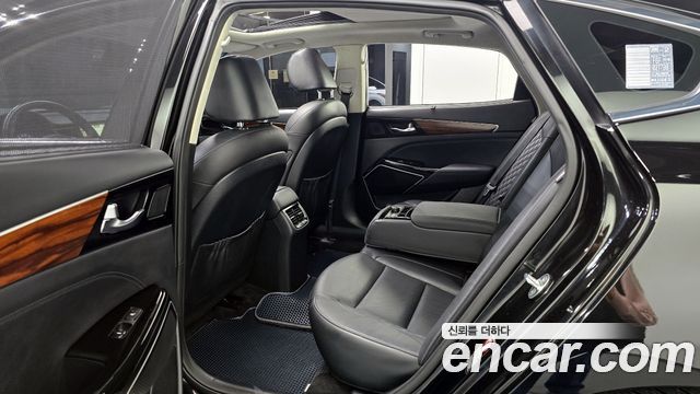 Kia K7 2016 — photo 13