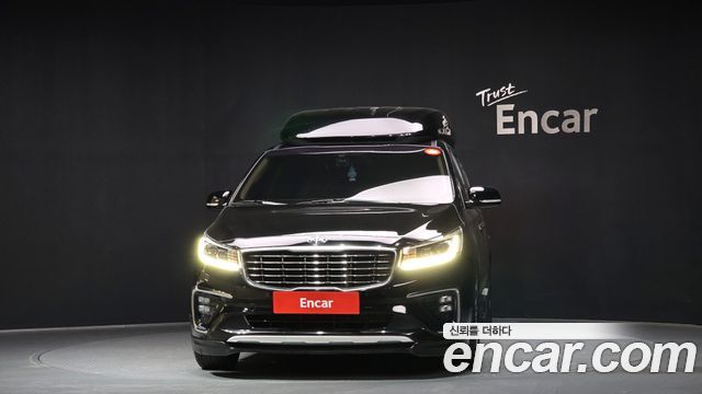 Kia Canival 2019 — photo 3