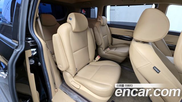 Kia Canival 2019 — photo 12