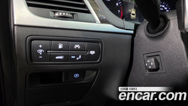 Genesis G80 2017 — photo 19