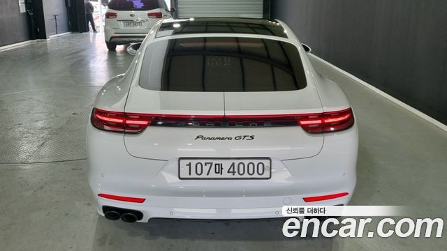 Porsche Panamera 2020 — photo 4