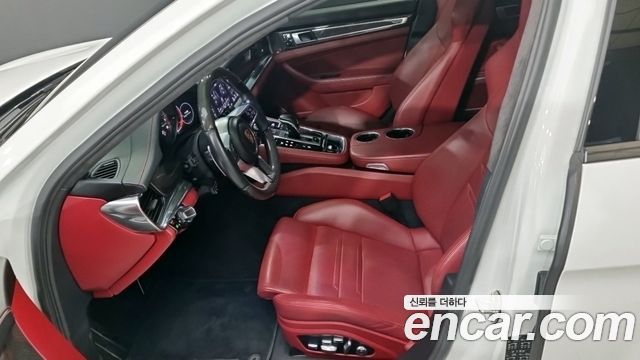 Porsche Panamera 2020 — photo 7