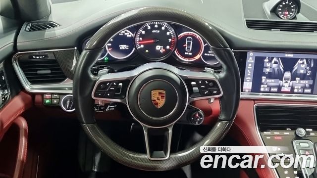 Porsche Panamera 2020 — photo 9