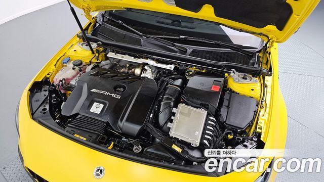 Mercedes-Benz A-Class 2023 — photo 6