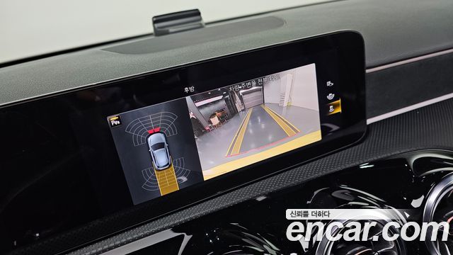 Mercedes-Benz A-Class 2023 — photo 15