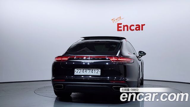 Porsche Panamera 2019 — photo 4