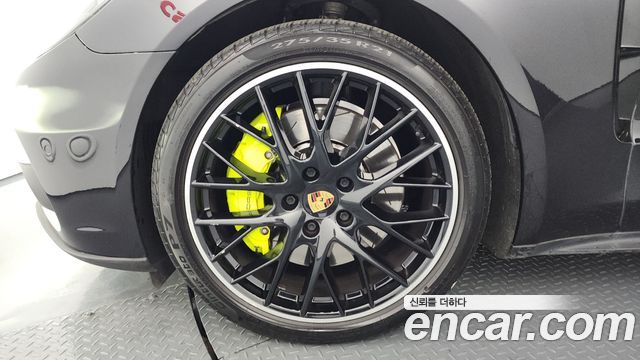 Porsche Panamera 2019 — photo 5