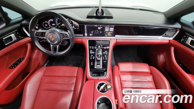 Porsche Panamera 2019 — photo 7