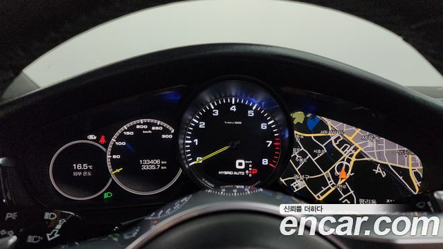 Porsche Panamera 2019 — photo 8