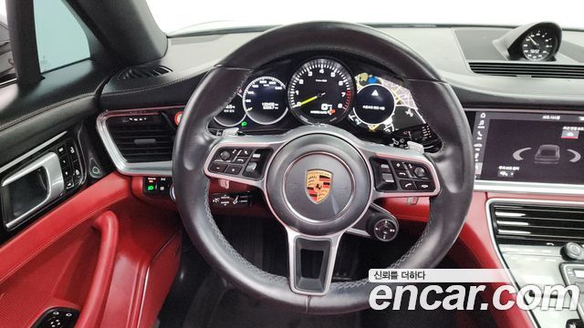 Porsche Panamera 2019 — photo 13