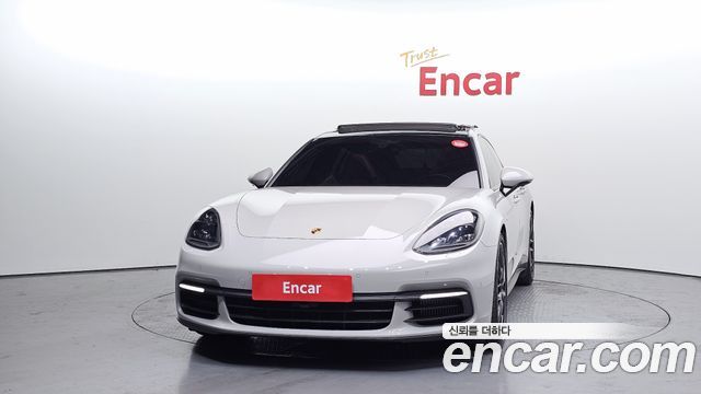 Porsche Panamera 2020 — photo 3