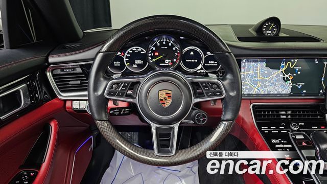 Porsche Panamera 2020 — photo 14