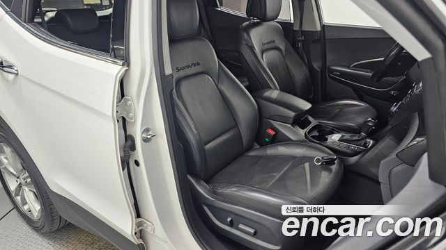 Hyundai Santafe 2016 — photo 11