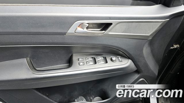 KG Mobility Rexton 2019 — photo 17
