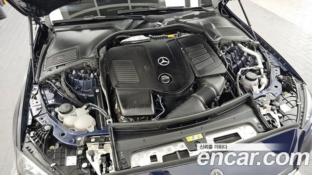 Mercedes-Benz C-Class 2022 — photo 6