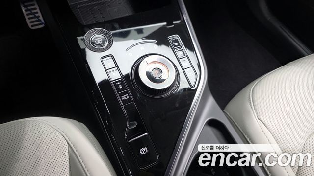Kia Niro 2025 — photo 9