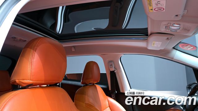 Peugeot 2008 2019 — photo 20