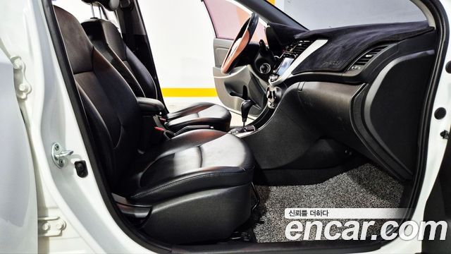 Hyundai Accent 2013 — photo 14