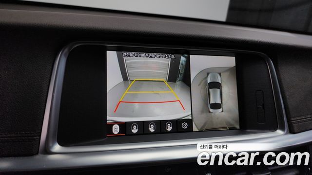 Kia K5 2019 — photo 16