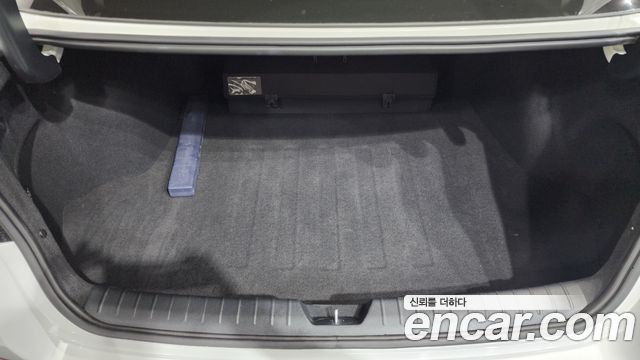 Kia K5 2019 — photo 20