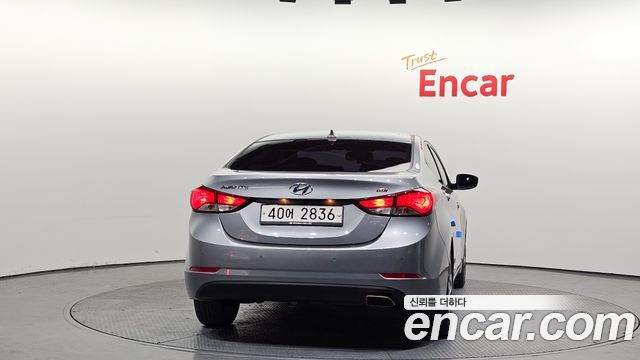 Hyundai AVANTE 2014 — photo 4