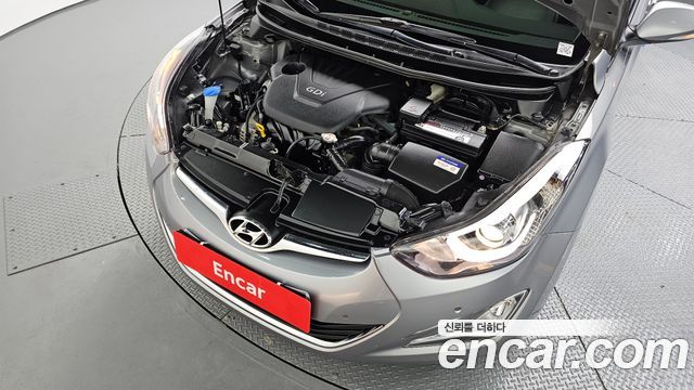 Hyundai AVANTE 2014 — photo 6