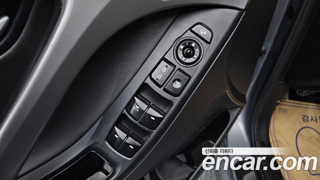 Hyundai AVANTE 2014 — photo 12