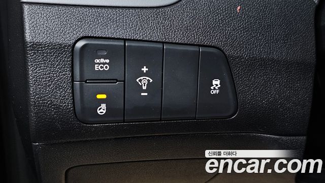 Hyundai AVANTE 2014 — photo 13