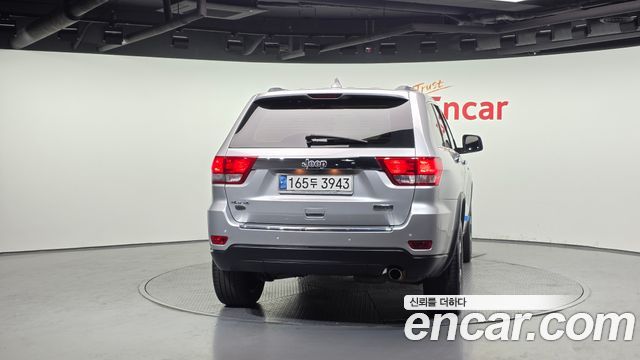 Jeep Cherokee 2011 — photo 4