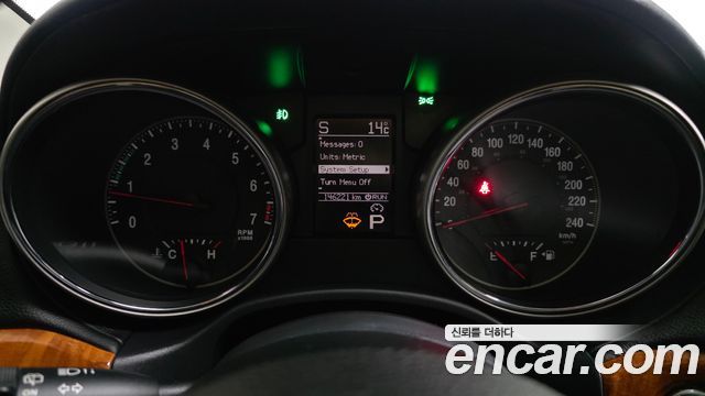 Jeep Cherokee 2011 — photo 8