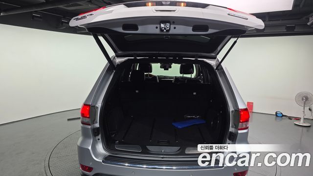 Jeep Cherokee 2011 — photo 20