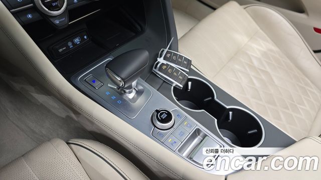 Genesis G70 2019 — photo 9