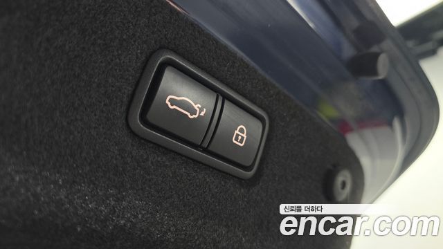 Genesis G70 2019 — photo 20