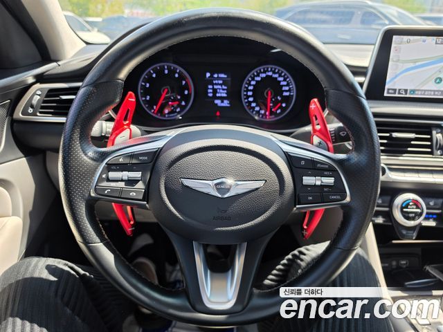 Genesis G70 2019 — photo 10