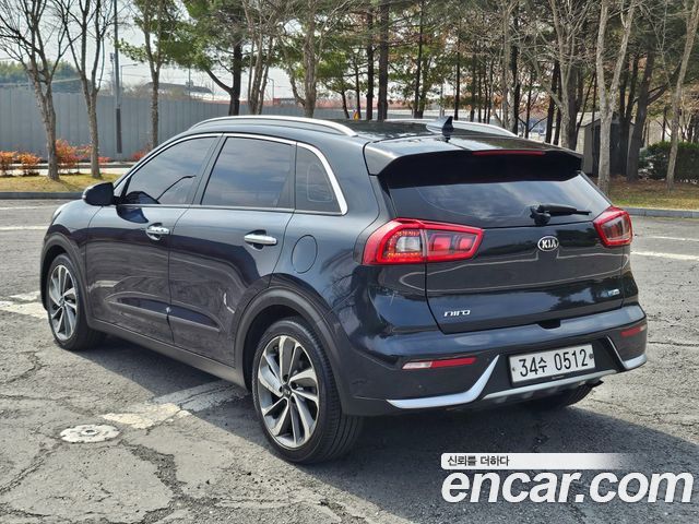 Kia Niro 2017 — photo 3