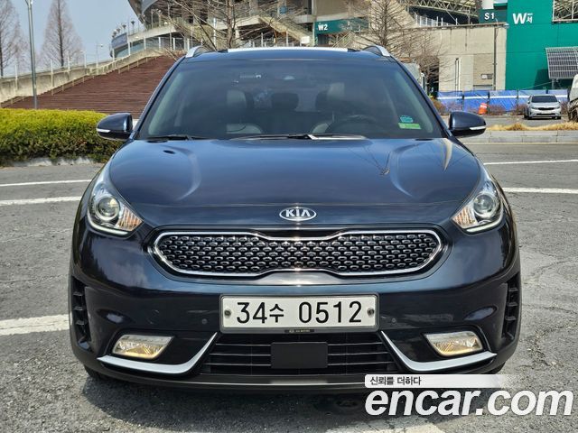 Kia Niro 2017 — photo 8