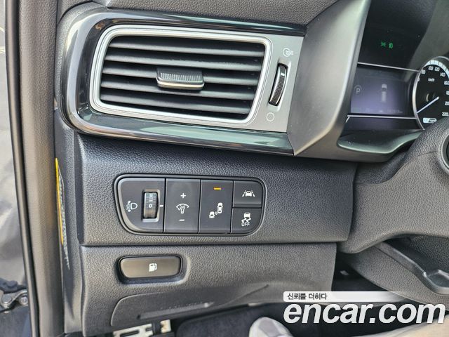 Kia Niro 2017 — photo 18