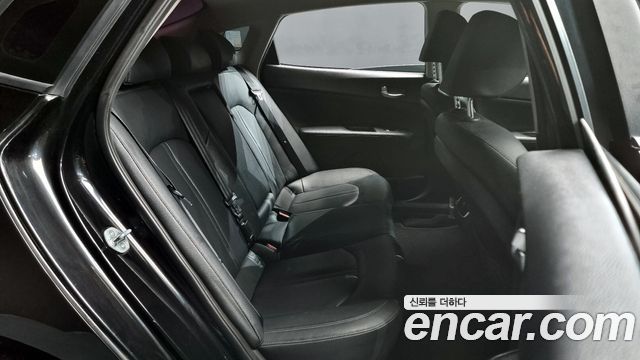 Kia K5 2019 — photo 12