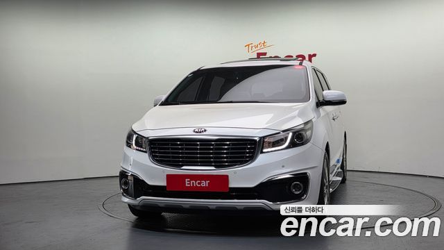 Kia Canival 2015 — photo 3