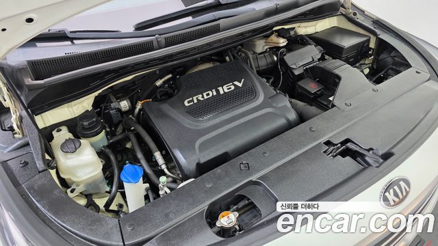 Kia Canival 2015 — photo 6